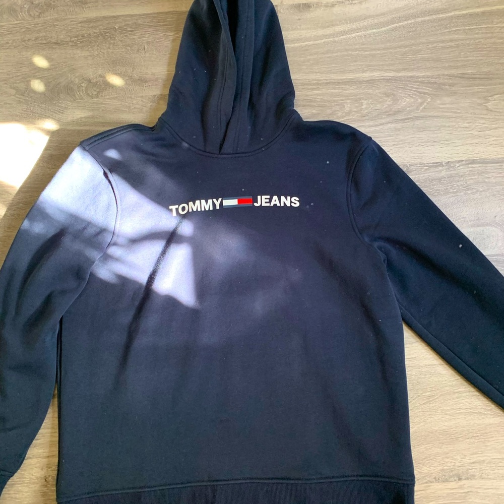 BRAND NEW TOMMY HOODIE !!
